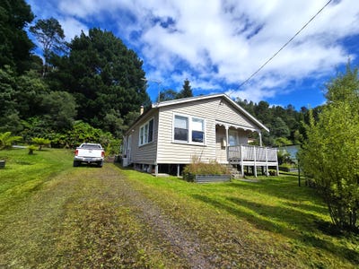 /international/au/26-batchelor-street-queenstown-tas-150945412/