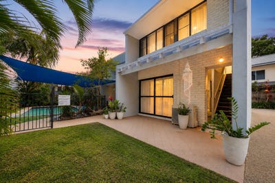 /international/au/6-4-salmon-street-cannonvale-qld-151404384/