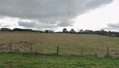 /international/au/30-kearneys-road-newbury-vic-204555700/