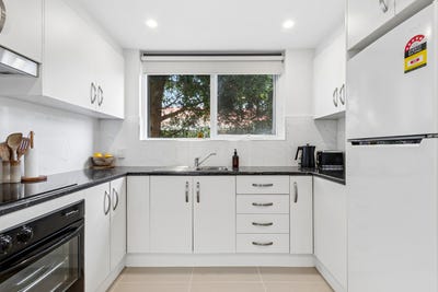 /international/au/10-2-ferguson-street-glenelg-north-sa-152530556/