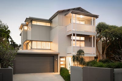 /international/au/14-goodwood-street-hendra-qld-152665396/