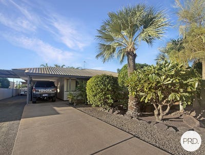 /international/au/6-mccamey-loop-baynton-wa-151323600/