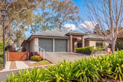 /international/au/11-nicholas-paech-drive-hahndorf-sa-152602300/