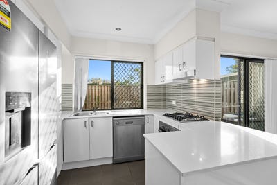 /international/au/31-yerongpan-street-richlands-qld-150708156/