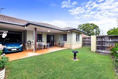 /international/au/1-142-146-elizabeth-street-urangan-qld-150678428/