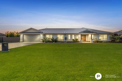 /international/au/10-needlewood-road-caboolture-qld-151358248/