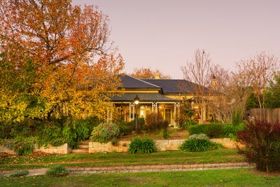 /international/au/112-hargraves-street-castlemaine-vic-151400712/
