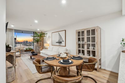 /international/au/2504-4-wahroonga-place-surfers-paradise-qld-150973232/