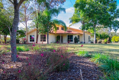/international/au/7-sunrise-avenue-dalby-qld-148309832/
