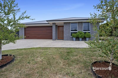 /international/au/146-old-surrey-road-havenview-tas-152628048/