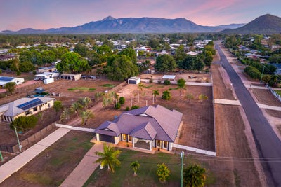 /international/au/1-denny-court-alice-river-qld-152321172/