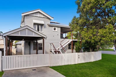 /international/au/24-gordon-street-hendra-qld-151308732/