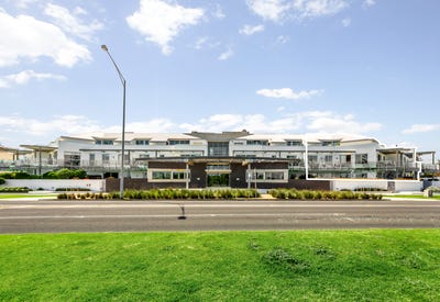 /international/au/56-15-beach-road-hampton-vic-152467976/