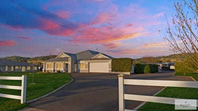 /international/au/18-sequoia-drive-tamworth-nsw-148611468/?lang=zh-cn