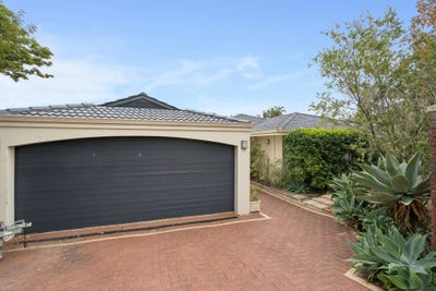/international/au/7-awhina-place-kallaroo-wa-151255712/
