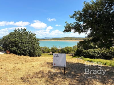 /international/au/7-captain-blackwood-drive-sarina-beach-qld-204482372/