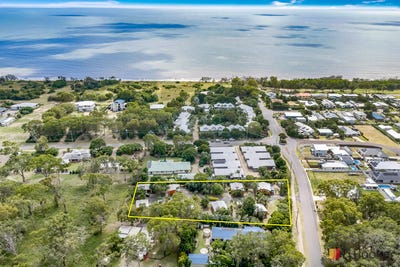 /international/au/39-palm-view-drive-moore-park-beach-qld-150795552/