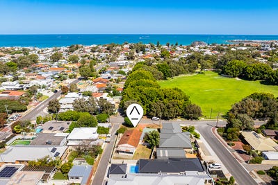 /international/au/82-parnell-avenue-sorrento-wa-152624752/