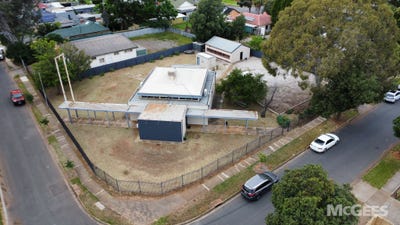 /international/au/1-marleycombe-road-elizabeth-vale-sa-505262812/