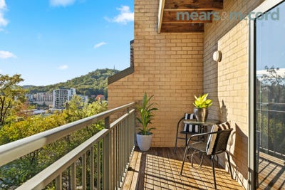 /international/au/6-101a-faunce-street-west-gosford-nsw-151284392/