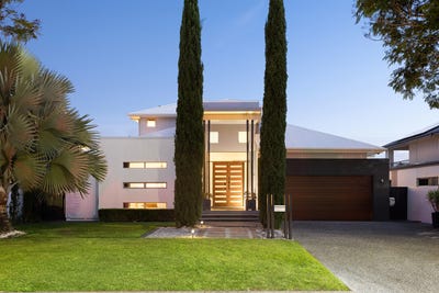 /international/au/5016-emerald-island-drive-carrara-qld-151302980/