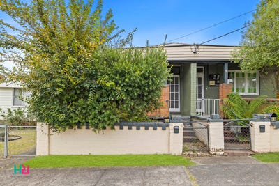/international/au/44-46-bent-street-lithgow-nsw-150747068/