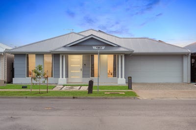 /international/au/19-powick-street-riverlea-park-sa-151115908/