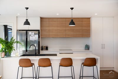 /international/au/6-14a-taylor-street-westbury-tas-151313284/