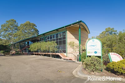 /international/au/5-9-narabang-way-belrose-nsw-505165344/
