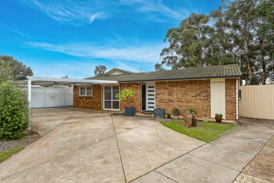 /international/au/22-salas-road-parafield-gardens-sa-151730204/