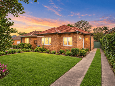 /international/au/53-warraroong-street-beverly-hills-nsw-152359036/