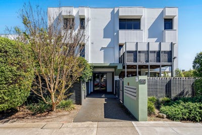 /international/au/9-40-stephen-street-yarraville-vic-152468640/