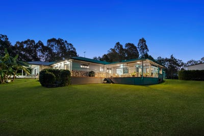 /international/au/10-11-hanlin-place-victoria-point-qld-148268140/