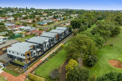 /international/au/8-248-south-street-south-toowoomba-qld-151515880/