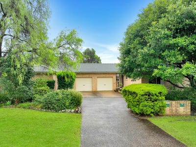 /international/au/1-ilinga-close-north-nowra-nsw-151340568/