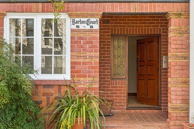 /international/au/6-11-bourke-street-barton-act-152040704/