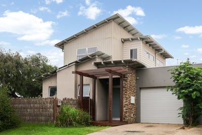 /international/au/66b-ocean-reach-cape-woolamai-vic-151646012/