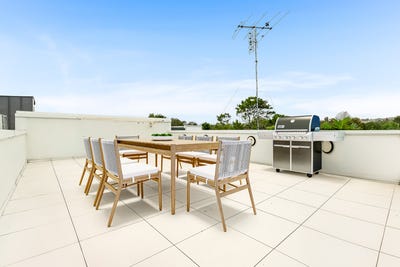 /international/au/7-20-hawkesbury-avenue-dee-why-nsw-151251856/