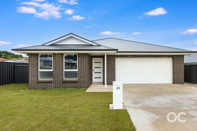 /international/au/26-hoynes-circuit-blayney-nsw-151363228/