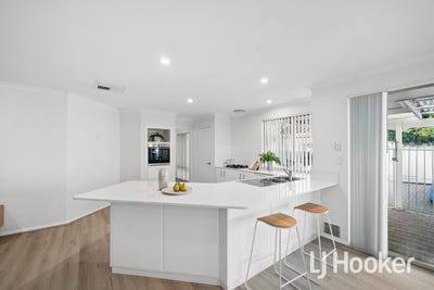 /international/au/14-fairpark-retreat-landsdale-wa-152521912/