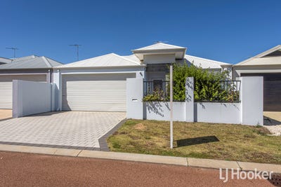 /international/au/4-breelya-road-falcon-wa-152613400/