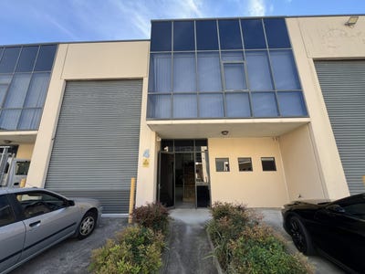 /international/au/unit-4-8-jindalee-place-riverwood-nsw-505126180/