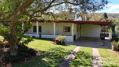 /international/au/16-broadway-herberton-qld-148379200/
