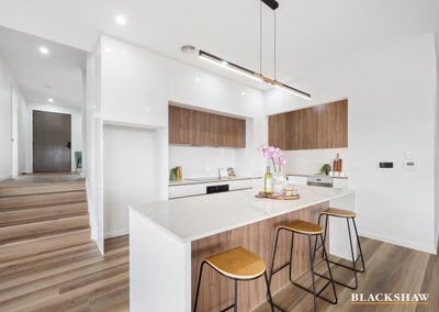 /international/au/19-mccauley-avenue-googong-nsw-151051520/
