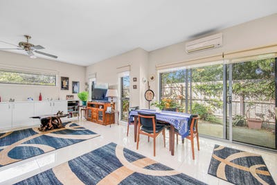 /international/au/4-12-seagull-avenue-altona-vic-152500564/