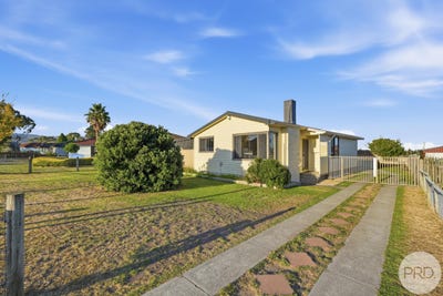 /international/au/86-duntroon-drive-rokeby-tas-150993676/