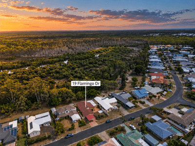 /international/au/19-flamingo-drive-banksia-beach-qld-152309264/
