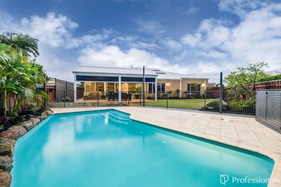 /international/au/7-devlin-grove-landsdale-wa-151310764/