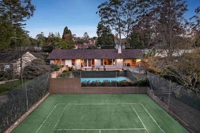 /international/au/76-kintore-street-wahroonga-nsw-151376752/
