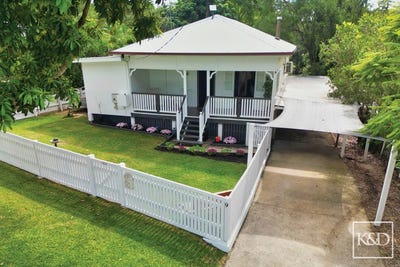 /international/au/9-webb-lane-woodford-qld-151065040/
